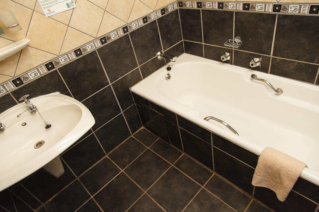 Swadini, A Forever Resort Hoedspruit Bagian luar foto